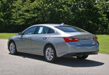 Used 2023 Chevrolet Malibu LT image 3