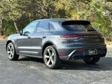 Certified 2024 Porsche Macan image 3