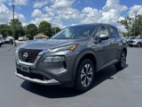 Used 2023 Nissan Rogue SV image 2