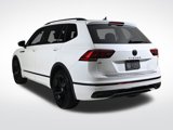 Used 2023 Volkswagen Tiguan SE R-Line image 3