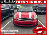 Used 2010 MINI Cooper Hardtop image 2