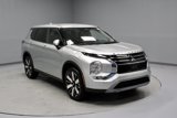 New 2025 Mitsubishi Outlander SE image 2