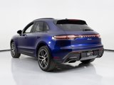 Certified 2024 Porsche Macan image 3