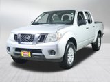 Used 2015 Nissan Frontier SV image 3