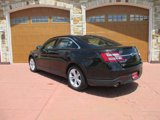 Used 2014 Ford Taurus SEL image 3