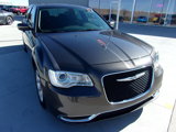 Used 2019 Chrysler 300 Touring image 2