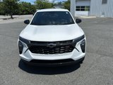 Used 2024 Chevrolet Trax RS w/ Driver Confidence Package image 2
