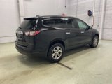 Used 2017 Chevrolet Traverse LT image 3