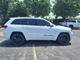 Used 2021 Jeep Grand Cherokee Laredo X image 3