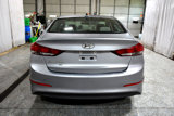 Used 2017 Hyundai Elantra SE image 5