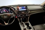 Used 2018 Honda Accord Touring image 6