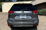 Used 2017 Nissan Rogue SL image 3