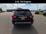 Used 2017 Nissan Pathfinder S image 5