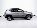 Used 2022 Jeep Compass Latitude w/ Convenience Group image 4