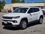 New 2025 Jeep Compass Latitude image 2