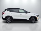 Used 2024 Kia Seltos S image 4
