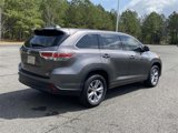 Used 2015 Toyota Highlander LE image 3