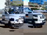 Used 2016 Jeep Cherokee Sport image 3