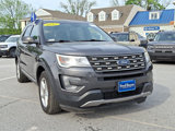 Used 2017 Ford Explorer XLT w/ Equipment Group 202A image 2