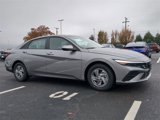 New 2025 Hyundai Elantra SE image 2