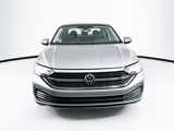 Used 2024 Volkswagen Jetta SE image 2