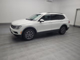Used 2020 Volkswagen Tiguan SE image 2