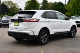 Used 2022 Ford Edge SEL w/ Sport Appearance Package image 6