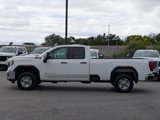 Used 2022 GMC Sierra 2500 Pro w/ Convenience Package image 2