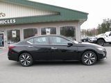 Used 2022 Nissan Altima 2.5 SV w/ SV Premium Package image 3