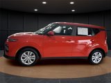 Used 2022 Kia Soul LX image 2