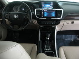 Used 2017 Honda Accord EX-L image 2