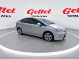 Used 2015 Toyota Prius Five image 2
