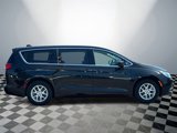 Used 2023 Chrysler Voyager LX image 2