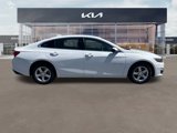 Used 2024 Chevrolet Malibu LT image 2