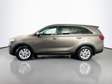 Used 2019 Kia Sorento LX w/ LX Convenience Package image 4