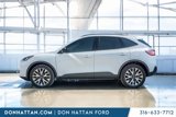 Used 2020 Ford Escape SE Sport image 2