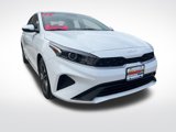 Certified 2022 Kia Forte LXS w/ LXS Technology Package image 3