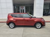 Used 2020 Kia Soul S image 3