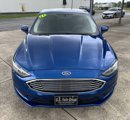 Used 2017 Ford Fusion SE w/ Fusion SE Technology Package image 2