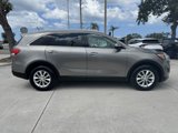Used 2017 Kia Sorento LX image 4