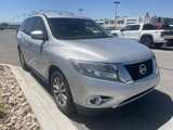 Used 2015 Nissan Pathfinder SL image 3