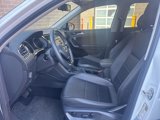 Used 2021 Volkswagen Tiguan SE image 6