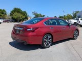 Used 2017 Nissan Altima 2.5 SR w/ LED Appearance Package image 5