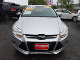 Used 2014 Ford Focus SE image 2