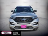 Used 2022 Ford Explorer XLT w/ Equipment Group 202A image 2