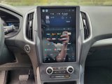 Used 2022 Ford Edge Titanium image 3