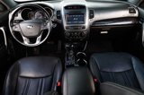 Used 2014 Kia Sorento SX image 2