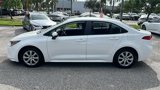 Used 2022 Toyota Corolla LE image 4