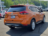 Used 2017 Nissan Rogue SV image 5