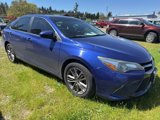 Used 2016 Toyota Camry SE image 2